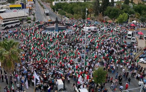 Afirma Morena que fueron 20 mil a marcha