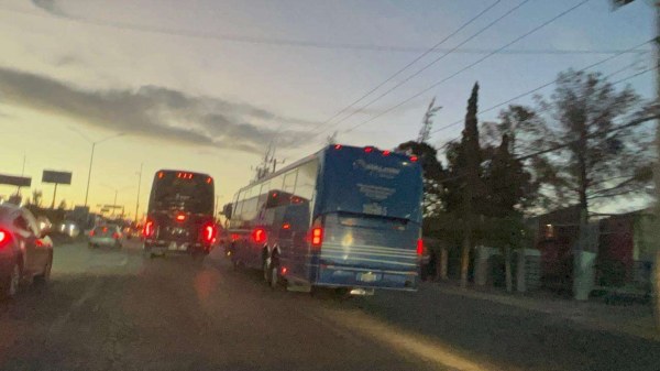 Se van camiones de Morena a Juárez