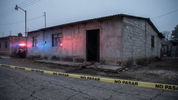 Masacre en Puebla: Asesinan a 10 miembros de una familia en Tehuitzingo