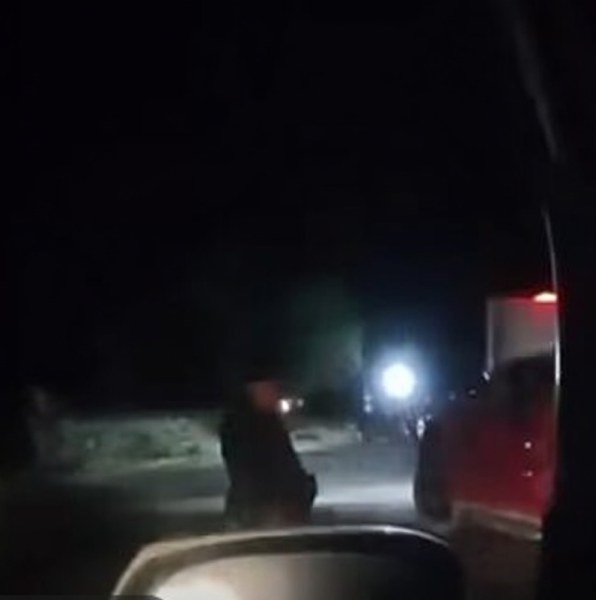 Presuntos agentes de FGR extorsionan a paisanos con $100 mil pesos