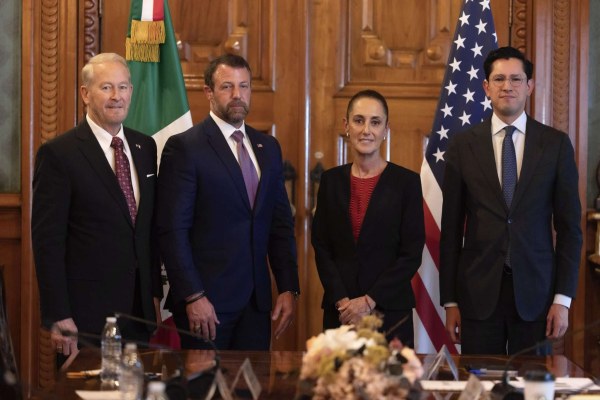 Acuerdan México y EU reforzar seguridad