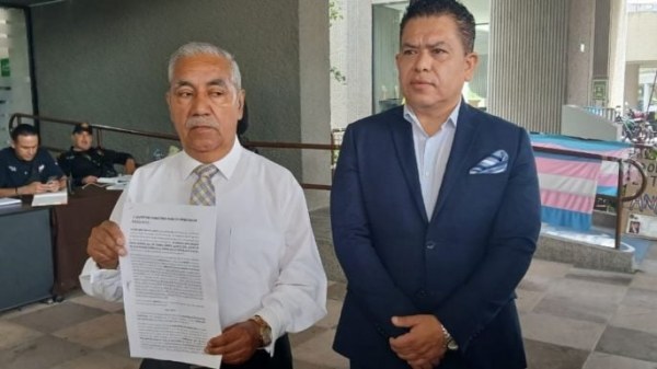 Exfuncionario de Pemex es acusado de defraudar 100 millones de pesos a familias