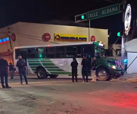 Fallece cuando manejaba camión