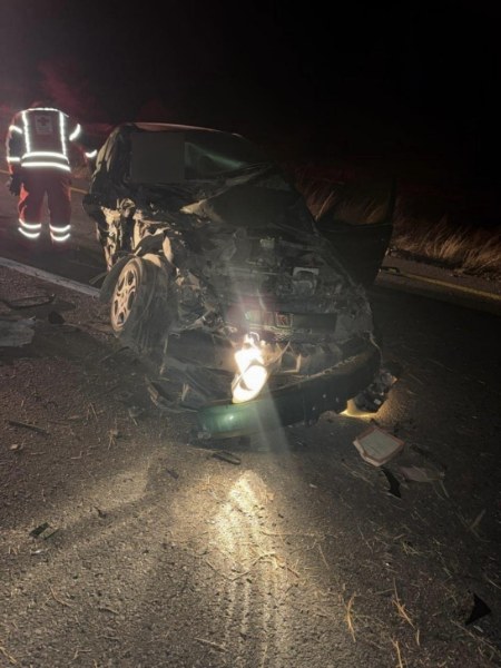 Fallece al chocar con camión estacionado