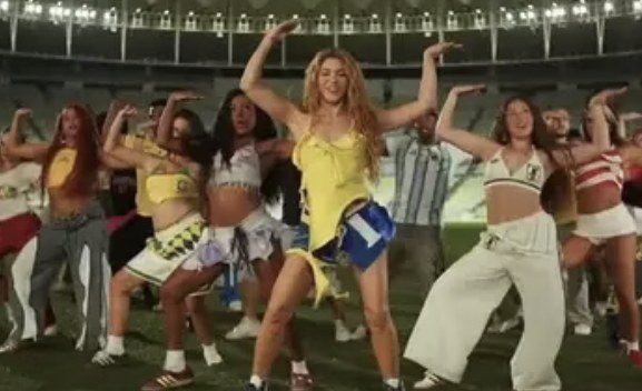 Shakira pide 100 mil rosas y niños afro que sepan bailar