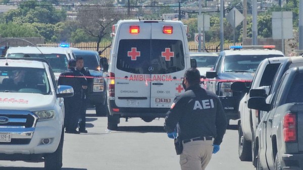 Lo balean en fraccionamiento