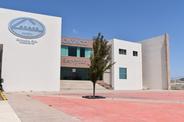 Respalda Canaco a Maru Campos