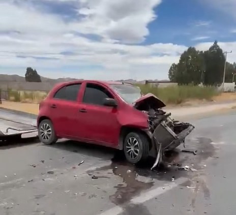 Fuerte choque en carretera a Juárez