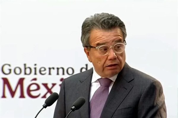 Acude a Palacio Nacional empresario cercano a Rubén Rocha