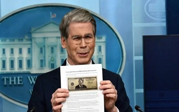 Lanzaría EU billete de 250 dólares con la imagen de Trump