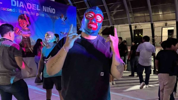 Muere luchador tras accidente mientras iba camino a función