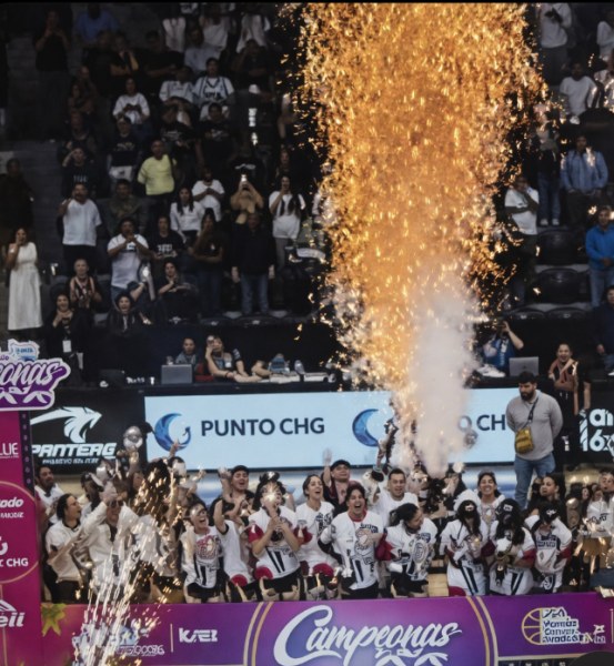 Bicampeonas! Panteras destruye a Adelitas y corona su supremacía
