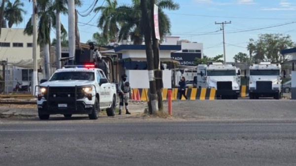 Riña en penal deja saldo de siete reos muertos