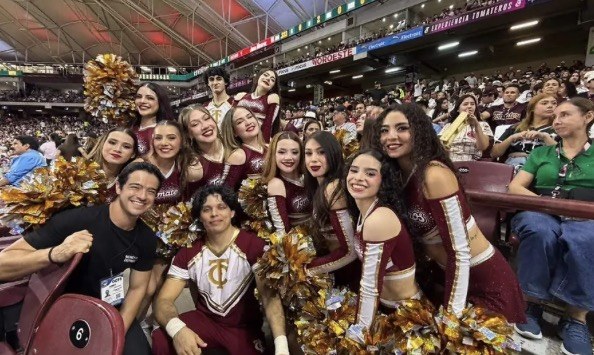 Tomateros de Culiacán renueva su porra con baile y acrobacias