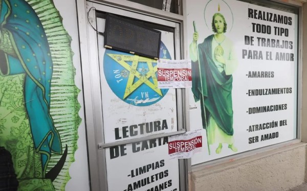 Suspenden negocio esotérico