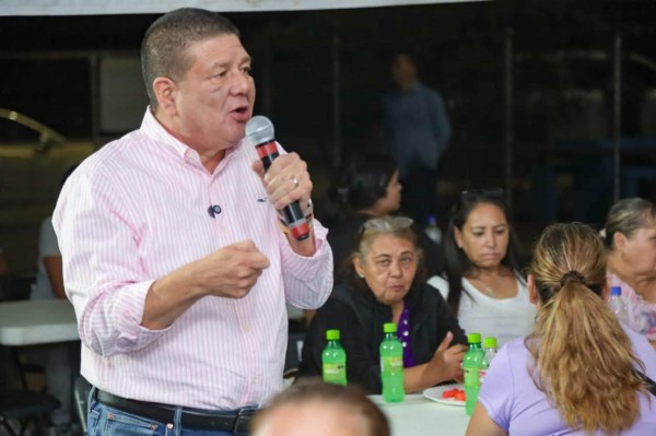 Reanudarán audiencia de Jáuregui el domingo