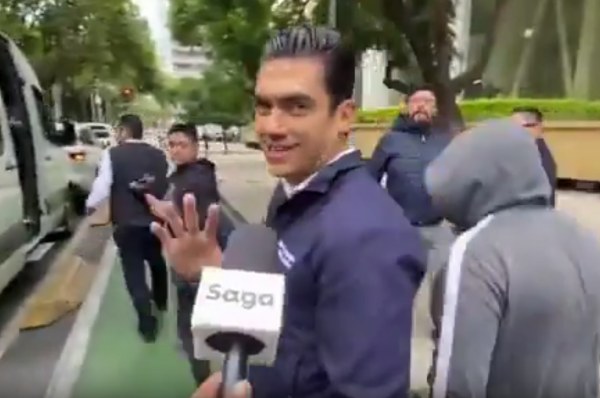Corren a Jorge Romero de protesta del IMSS