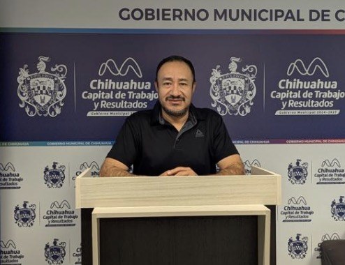 Anuncian cierres viales por reconstrucción de jardinera en la Teófilo Borunda