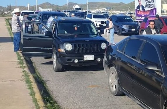 Realizan caravana pro Jáuregui
