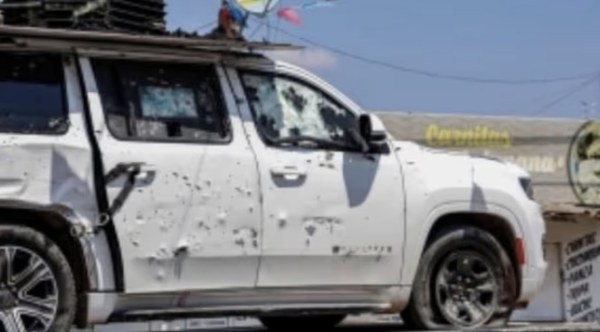 Caen 13 por tráfico de autos robados de EE. UU. hacia México