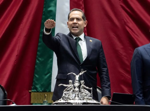 Eligen a presidente del Congreso