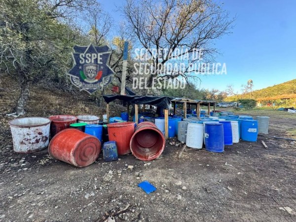 Revientan narcolaboratorio en Parral