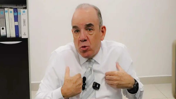 Estado canaliza a la Federación conflicto por plazas docentes