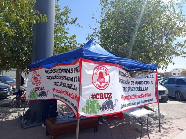 Juntan firmas para revocación de mandato de Cruz Pérez Cuéllar