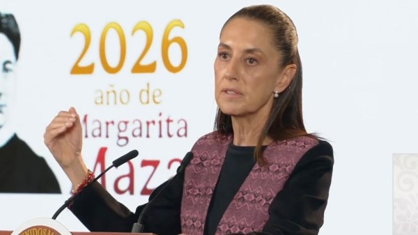Sheinbaum niega abucheos en su contra