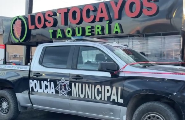 Apuñala a su compañero en taquería