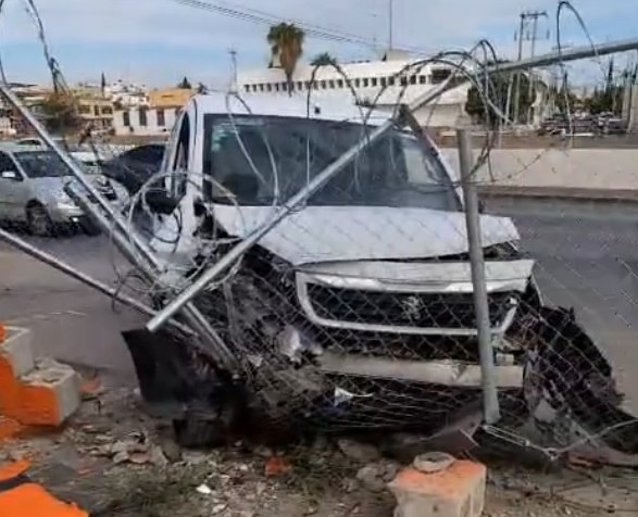Fuerte choque en el canal