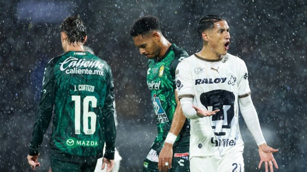 Vence Pumas 3-1 a León