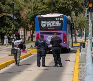 Lo atropella Bowi en el centro