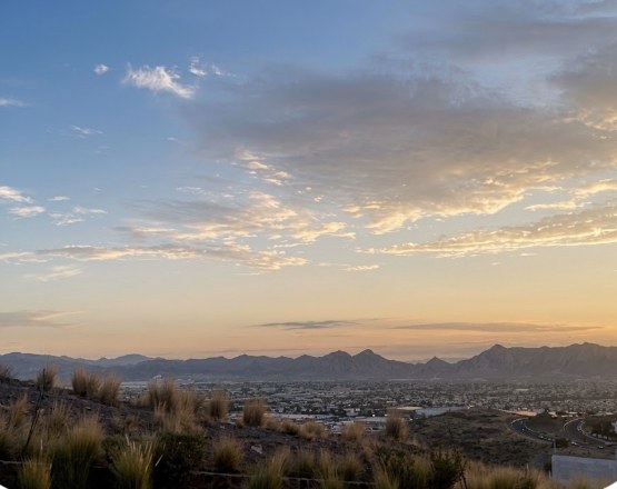 Máxima 32 °C y lluvias aisladas por la noche
