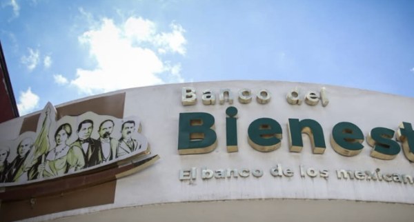 Banco del Bienestar entrega apoyo social de 8 mil pesos extras