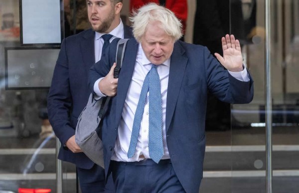 Boris Johnson y el ataque ruso a tren en Ucrania