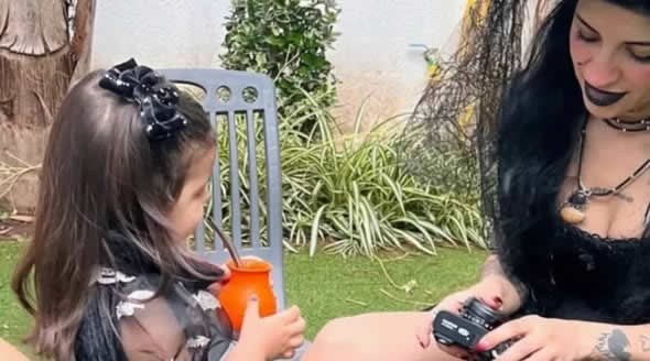 Cazzu celebra el cumpleaños de Inti sin Christian Nodal