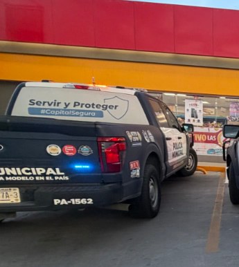 Asaltan Oxxo en la Nuevo Milenio