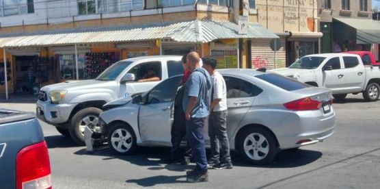 Chocan en el centro