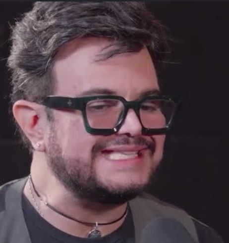 Aleks Syntek se compara con Galileo y Van Gogh