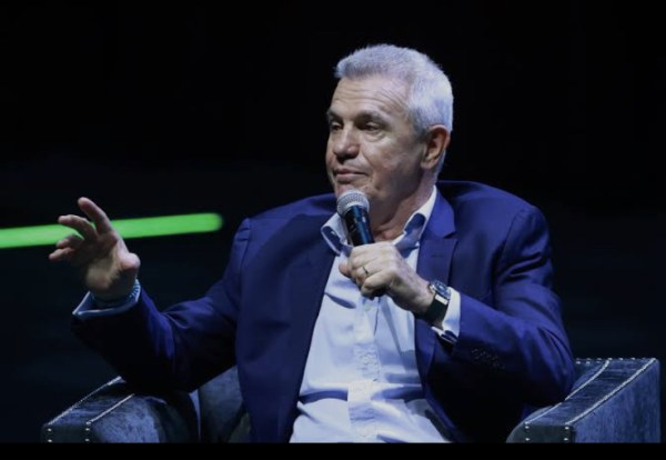 Javier Aguirre busca sumar a integrante del cuerpo técnico del Tri