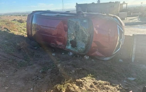 Vuelca en Rivera de Marfil