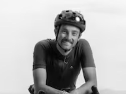 Muere ciclista tras chocar con ciervo