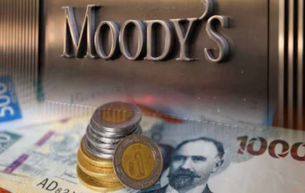 Moody's prevé desaceleración fiscal para México