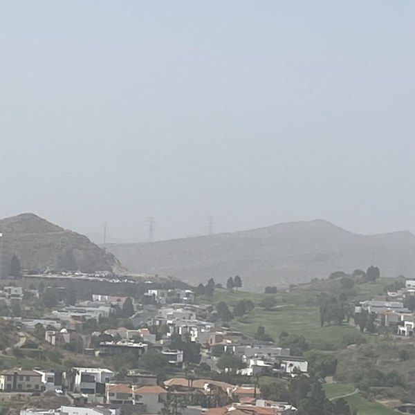 Lluvia Ligera y máxima de 24°C