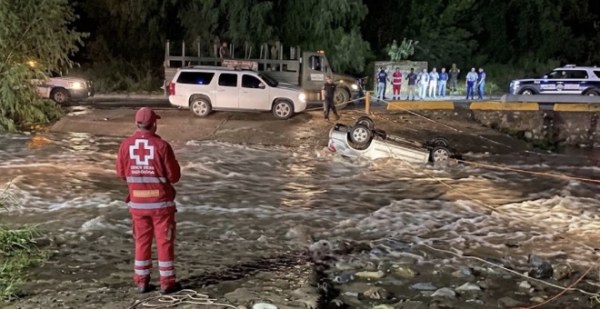 Estrago pluvial en Chihuahua: Dos fallecidos