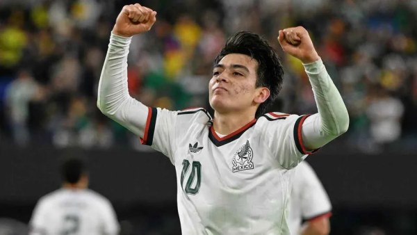 Empata México con Colombia