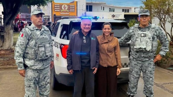 Ernesto Ruffo llega a Ensenada a cumplir prisión domiciliaria