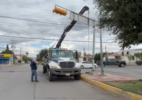 Colapsa semáforo en la Río de Jaineiro