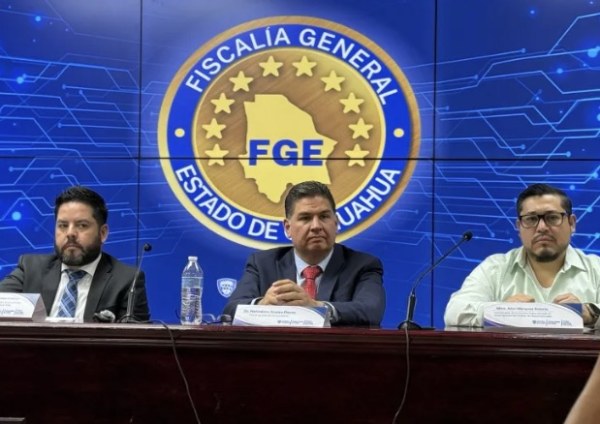 Presenta FGE ante juez detenidos por homicidio en la Lealtad